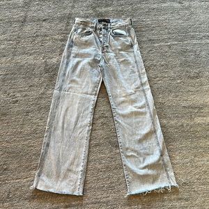 Veronica Beard light weight and light colored jeans. Wide leg and size 27